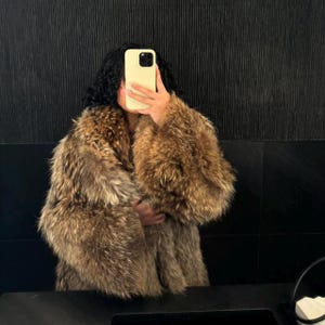 Oversized Fox Fur Coat: Women's Mid-Thigh Length, Natural Earth Tones