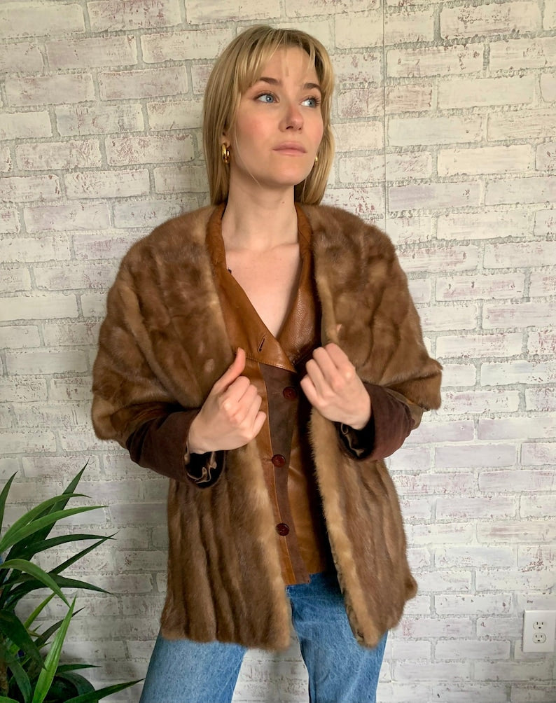 Luxury Mink Fur Stole: Elegant Brown Shawl Wrap