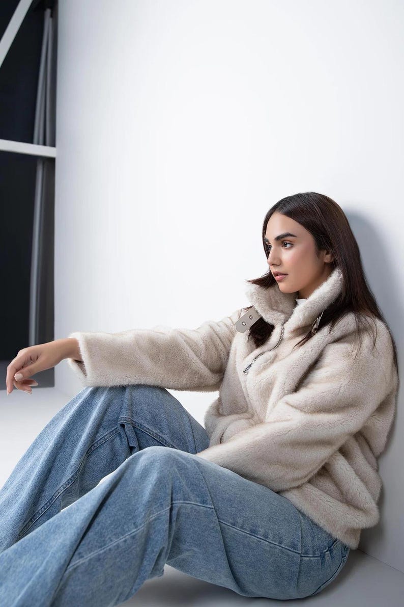 Cream Faux Fur Jacket for Women – Cozy Winter Coat, Chic Streetwear Outerwear, Vegan Friendly