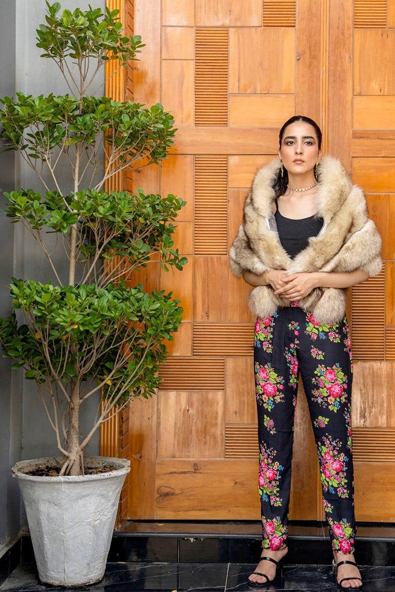 Luxury Genuine Fox Fur Shawl: Vintage Bridal Wrap