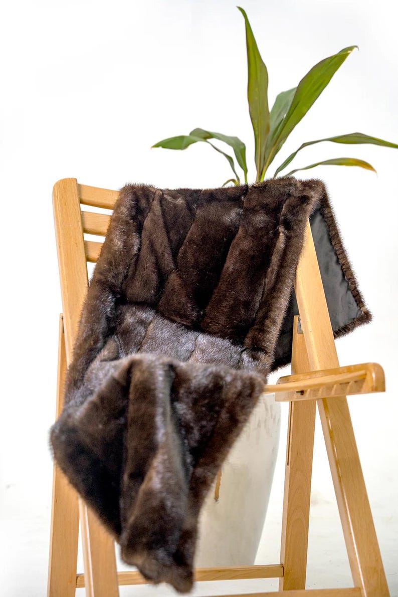 Vintage Real Mink Fur Stole – Luxurious Light Brown Cape Shawl For Women
