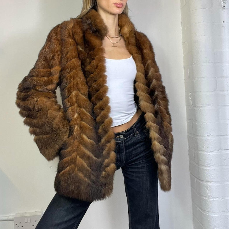Luxury Vintage Mink Fur Coat: Elegant Brown Winter Jacket