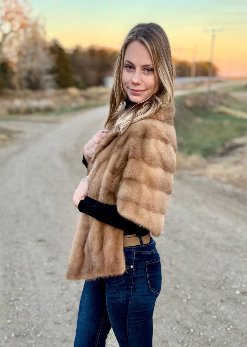 Luxurious Real Mink Fur Stole – Vintage Light Brown Cape Shawl For Women